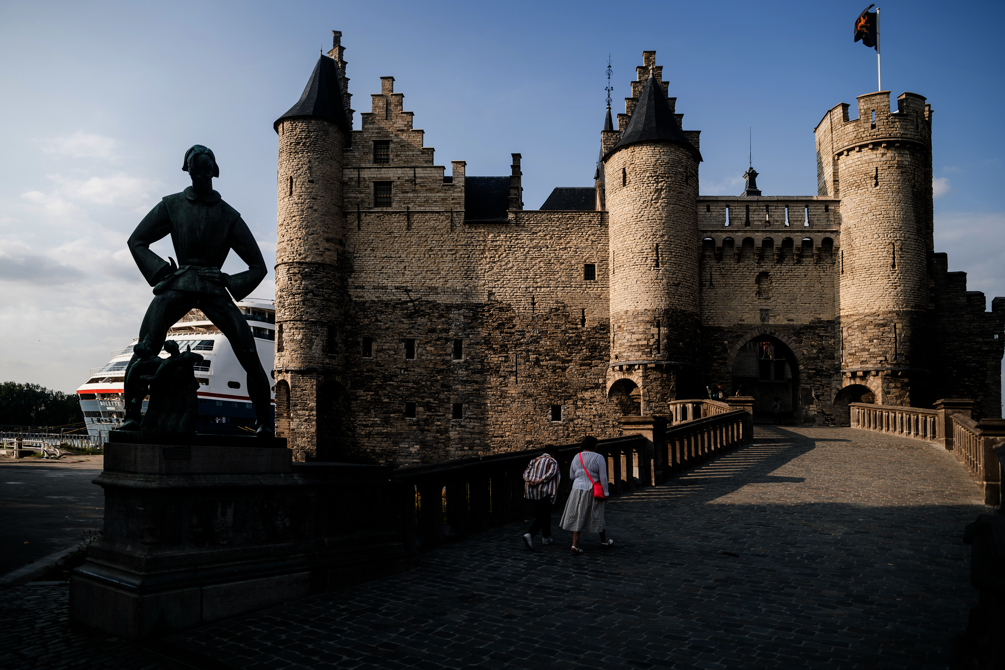 Ontdek de nieuwe expo 'Thuis in middeleeuws Antwerpen in Het Steen'