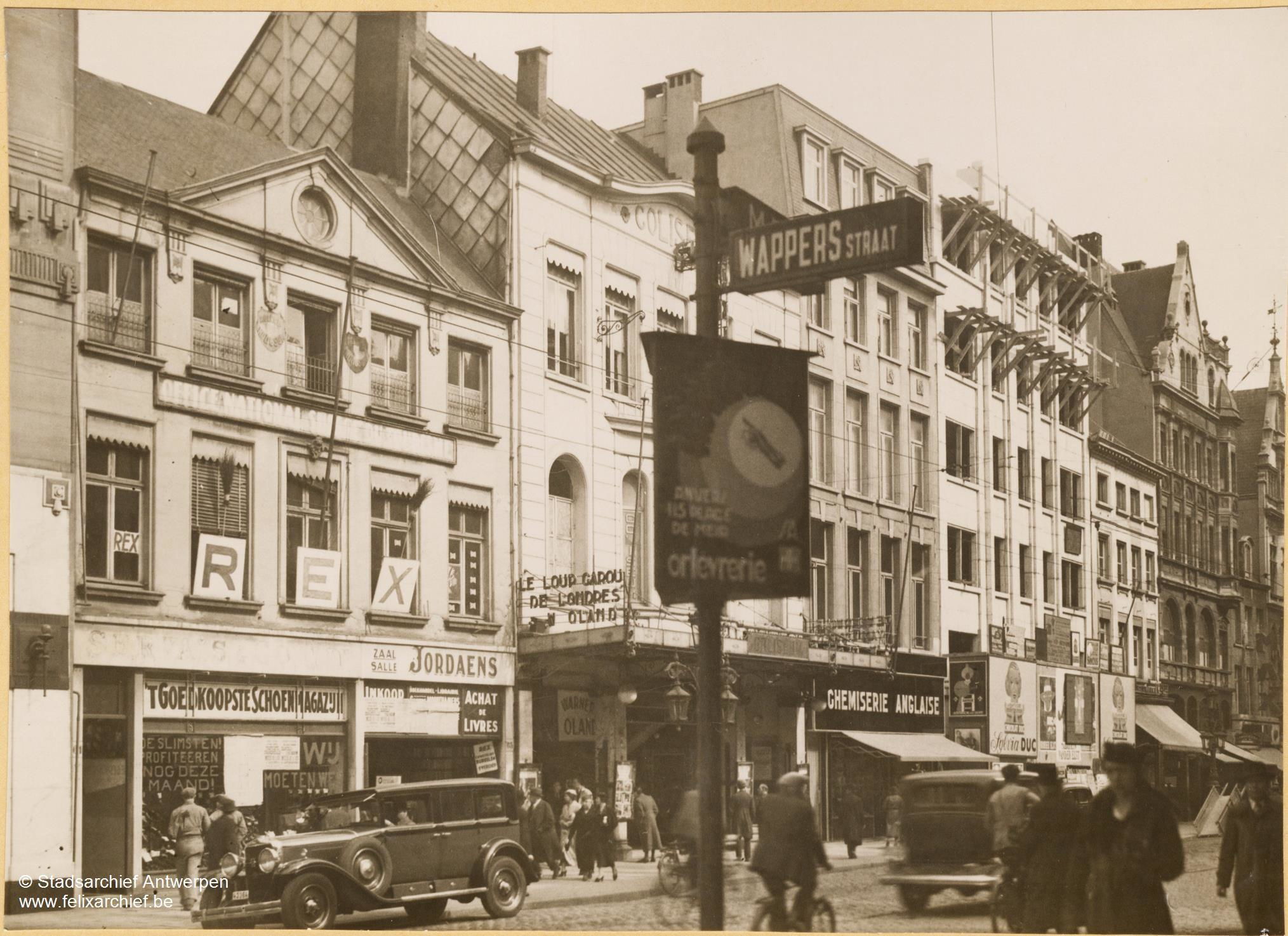 Een signalisatiepijl naar de Wappersstraat, gelegen aan de zijde van het Paleis